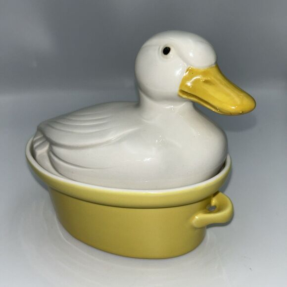 Hall Other - Vintage Hall Carbone White Duck on Nest Covered Casserole Yellow Casserole